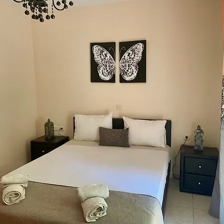 Apartament Casa Teresi - *